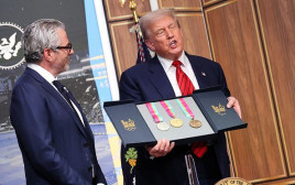 קייסי וסרמן, דונלד טראמפ (צילום: Getty images)