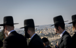 צעירים חרדים (צילום: חיים גולדברג פלאש 90)