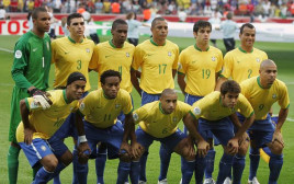 שחקני נבחרת ברזיל במונדיאל 2006 (צילום: ANTONIO SCORZA)