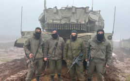 צוות הטנק. פסיפס של החברה הישראלית (צילום: אבי אשכנזי)