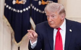 נשיא ארה"ב דונלד טראמפ בנאום לאומה (צילום: רויטרס)