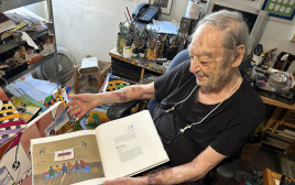 האמן עודד פיינגרש ז"ל (צילום: צילום פרטי)