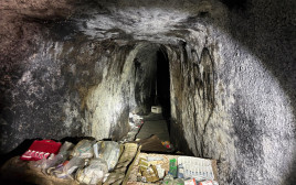 המנהרות בתוך הבופור (צילום: אבי אשכנזי)