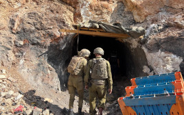 הכניסה למנהרה בבופור (צילום: אבי אשכנזי)