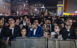 חרדים בהפגנה על מעצר העריקים (צילום: פלאש 90)