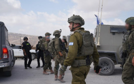 פעילות הכוחות בזירת הפיגוע סמוך לחוות גלעד (צילום: דובר צה"ל)