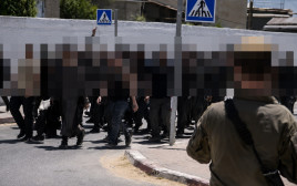 המרד בשדה תימן - הלוחמים ברחו מהבסיס  (צילום: שימוש לפי סעיף 27א')