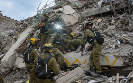 פעילות כוחות המשלחת הישראלית בזירת ההרס של רעידת האדמה בקולומביה (צילום: דובר צה"ל)