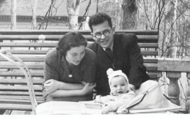 פולין 8.5.1939 אבא, סוניה ויעקב (צילום: ארכיון "בית אבא", רמת גן)