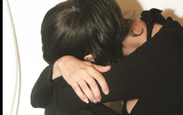 אילוסטרציה: הטרדה מינית (צילום: אלוני מור)
