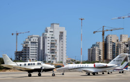 שדה דב (צילום: יוסי זליגר, פלאש 90)