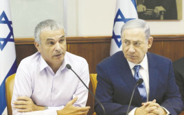 בנימין נתניהו, משה כחלון (צילום: מרק ישראל סלם)