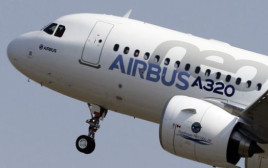 מטוס A320 (צילום: רויטרס)
