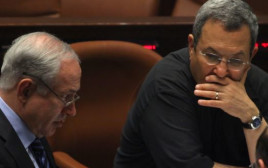 אהוד ברק, בנימין נתניהו ומשה יעלון (צילום: קובי גדעון, פלאש 90)