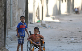 ילדים בחלב, סוריה. ארכיון (צילום: רויטרס)