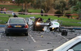 פיצוץ רכב בלה גוארדיה , תל אביב (צילום: אבשלום ששוני)