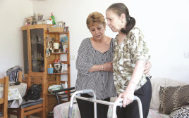 רחל נעים והמטופלת שלה