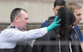 מעצר החשוד באירוע בטחוני בלונדון (צילום: רויטרס)