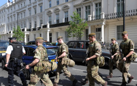 כוננות גבוהה לאחר הפיגוע, בריטניה (צילום: רויטרס)