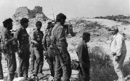 אריק שרון בבופור, מלחמת לבנון הראשונה (צילום: עיתון במחנה)