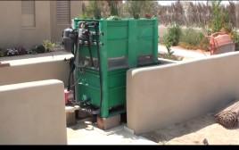 מתקן למחזור מים אפורים (צילום: הקואליציה למחזור מים בישראל)