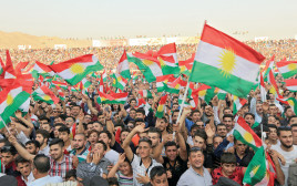 כורדים בעיראק, כנס תמיכה במשאל העם (צילום: רויטרס)