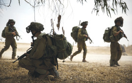 חיילי צה"ל בצוק איתן (צילום: הדס פרוש , פלאש 90)