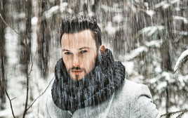 גבר בשלג, אילוסטרציה