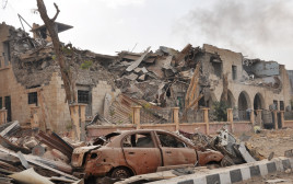 הנזק בדיר א-זור לאחר כיבושה ע"י צבא סוריה (ארכיון) (צילום: AFP)