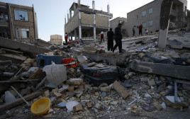 רעידת אדמה בגבול איראן-עיראק (צילום: AFP)