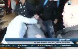 שוטרת מותקפת בשער שכם