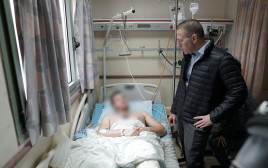 השר גלעד ארדן מבקר את פצועי הפעולה בג'נין (צילום: דוברות מג"ב)