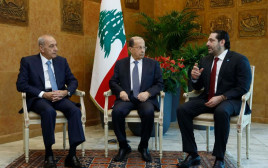 סעד אל חרירי, מישל עאון ונביע ברי (צילום: לשכת נשיא לבנון)