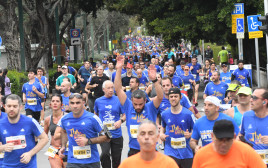 מרתון תל אביב (צילום: אבשלום ששוני)