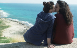 נועה בירון ונטע שפיגלמן, "מונטנה" (צילום: איתן חתוכה)