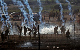 מהומות בגבול רצועת עזה (צילום: AFP)