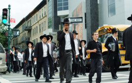 חרדים בברוקלין (למצולמים אין קשר לנאמר בכתבה) (צילום: מנדי הכטמן, פלאש 90)