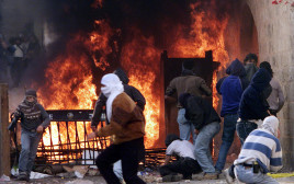 מהומות באינתיפאדה השנייה (צילום: רויטרס)
