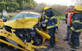 תאונת דרכים קטלנית בחבל אשכול (צילום: כבאות והצלה נגב)