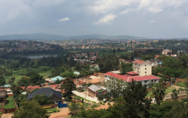 מבט מלמעלה על עיר הבירה של רואנדה (צילום: רויטרס)
