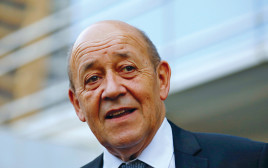שר החוץ הצרפתי, איב לה דריאן (צילום: רויטרס)