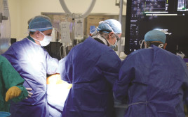 ניתוח בבית החולים הדסה (צילום: דוברות הדסה)