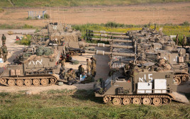 כוחות צה"ל בגבול רצועת עזה (צילום: דובר צה"ל)