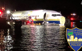 מטוס של חברת בואינג שהתרסק לנהר בפלורידה (צילום: צילום מסך מתוך nbcnews)