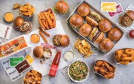 ארוחת בורגרים Burgerim