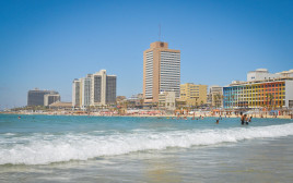 מלונות על חוף תל אביב (צילום: מאט הכטר, פלאש 90)