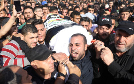 הלווייתו של בהאא אבו אל-עטא (צילום: מג'די פתחי/TPS)