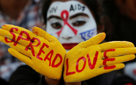 יום האיידס הבינלאומי (צילום: רויטרס אג'י ורמה)