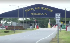 בסיס חיל הים האמריקאי בפנסקולה שבפלורידה (צילום: צילום מסך: רויטרס)
