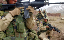 חיילים אמריקאים באפגניסטן (צילום: רויטרס)